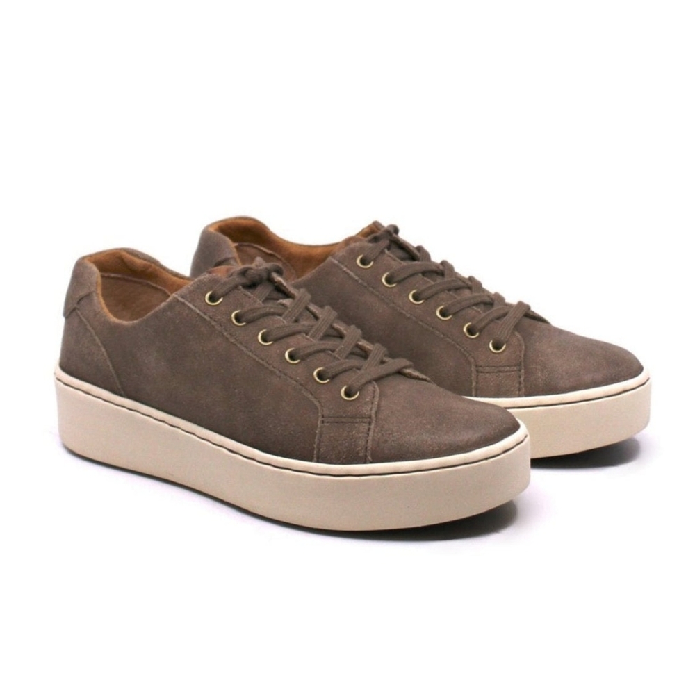 Born Mira Taupe Dear Lucy Sneakers Size 8M NWOT